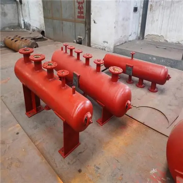 会泽分集水器安装高度